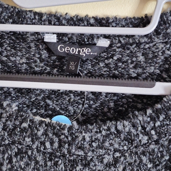George Women's Gray Boucle Sweater Size XL - Picture 3 of 4